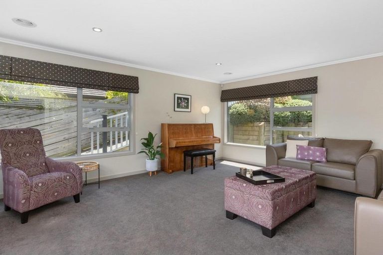 Photo of property in 26 Flotilla Place, Whitby, Porirua, 5024