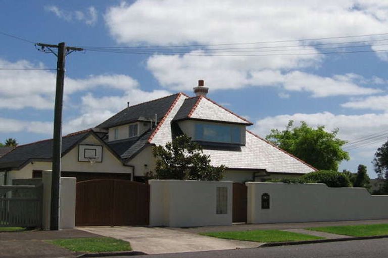 Photo of property in 11 Matai Road, Devonport, Auckland, 0624