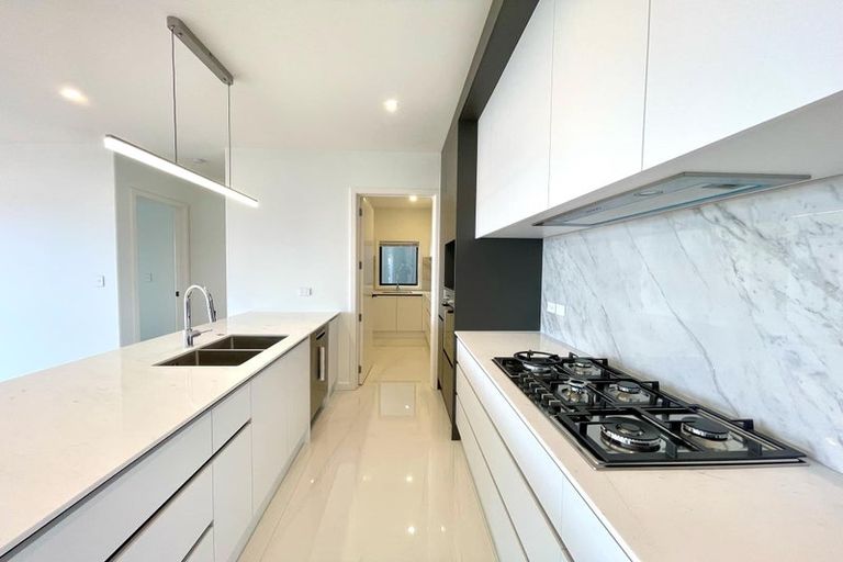 Photo of property in 43 Waller Avenue, Bucklands Beach, Auckland, 2012