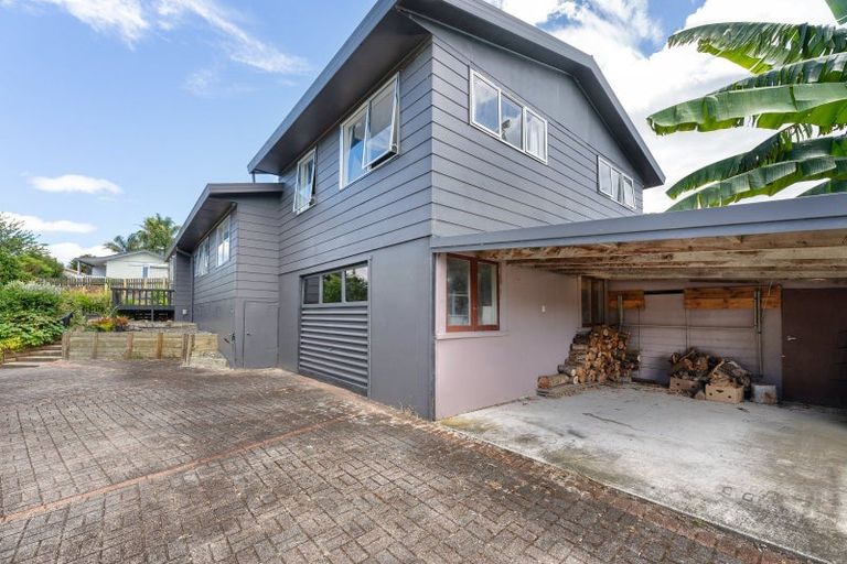 Photo of property in 15 Milsom Place, Te Puke, 3119