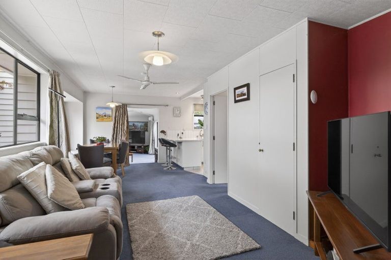 Photo of property in 37 Aintree Street, Bishopdale, Christchurch, 8051