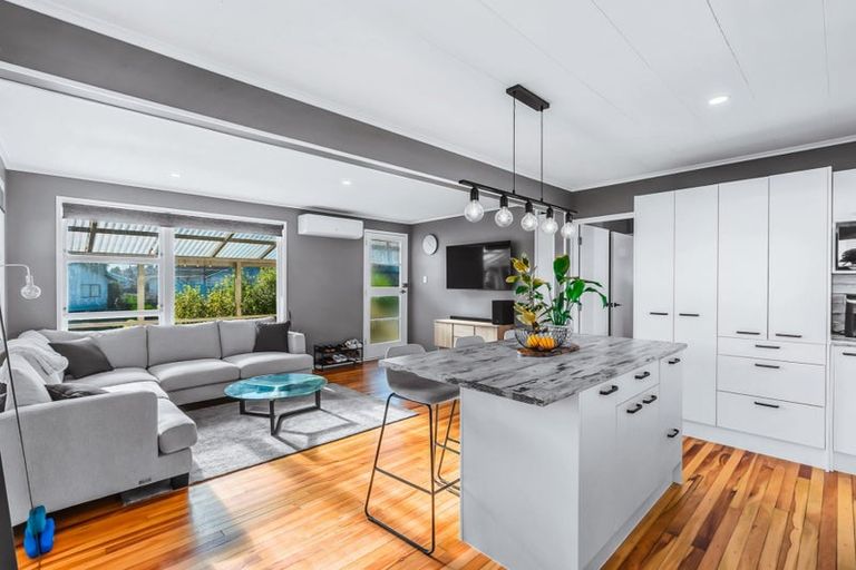 Photo of property in 2a Ward Place, Richmond Heights, Taupo, 3330