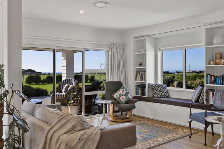 Photo of property in 60 Turangi Road, Motunui, Waitara, 4383