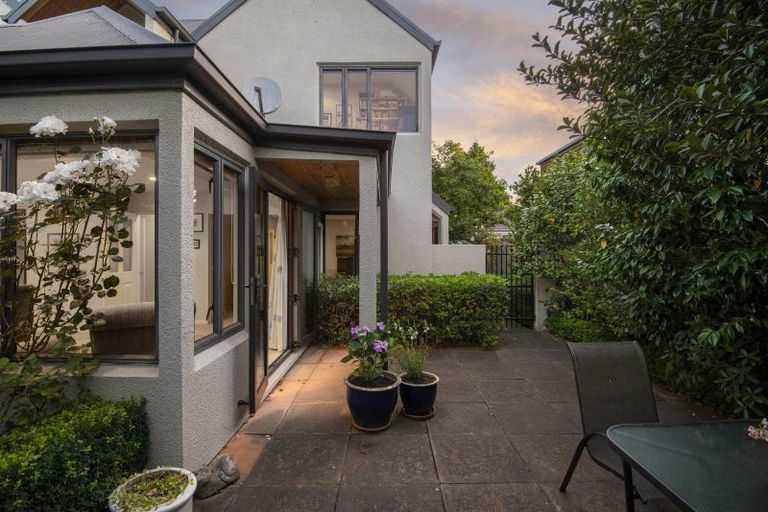 Photo of property in 90a Hinau Street, Castlecliff, Whanganui, 4501