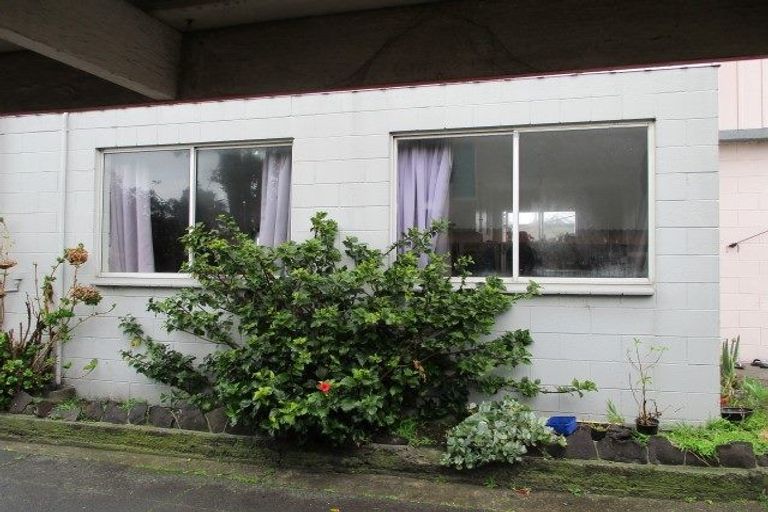 Photo of property in 1/7 Moa Street, Mount Maunganui, 3116
