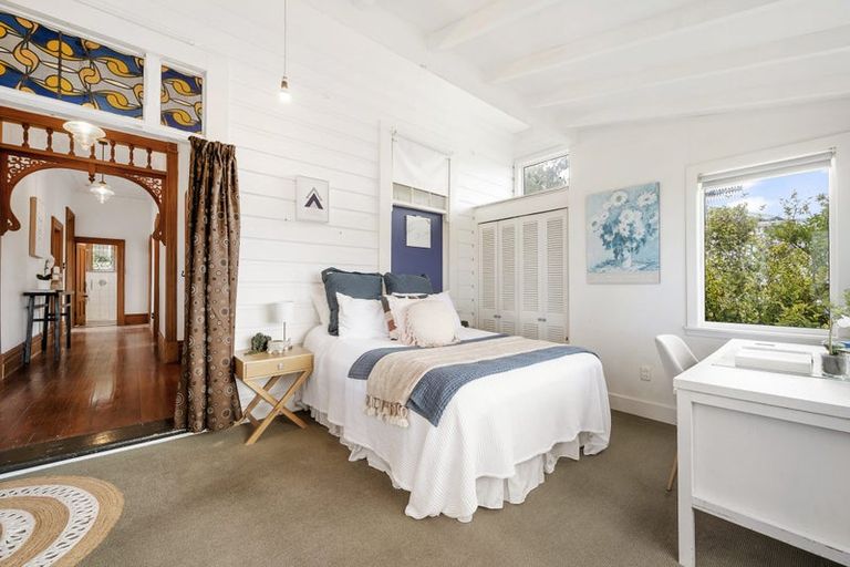 Photo of property in 35 Plunket Street, Kelburn, Wellington, 6012