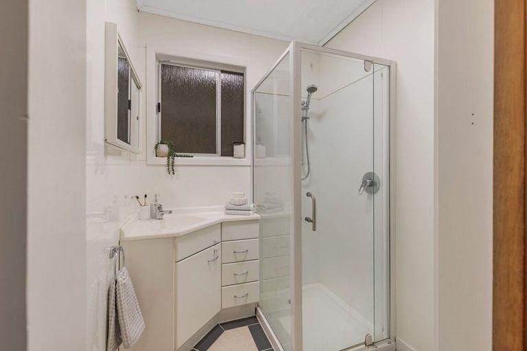 Photo of property in 18 Kaituna Street, Milson, Palmerston North, 4414