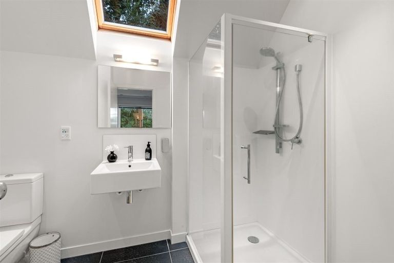 Photo of property in 13 Shalamar Drive, Cashmere, Christchurch, 8022