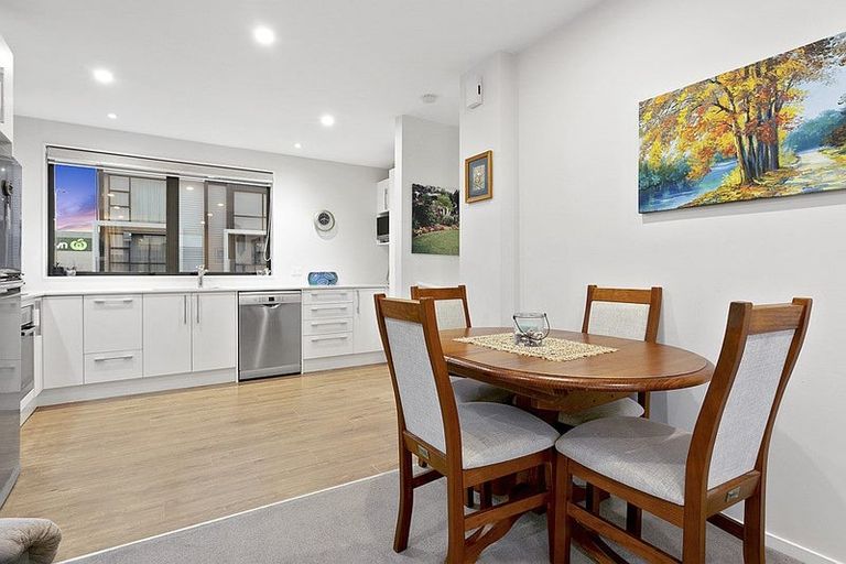 Photo of property in 11 Glenae Lane, Hobsonville, Auckland, 0618