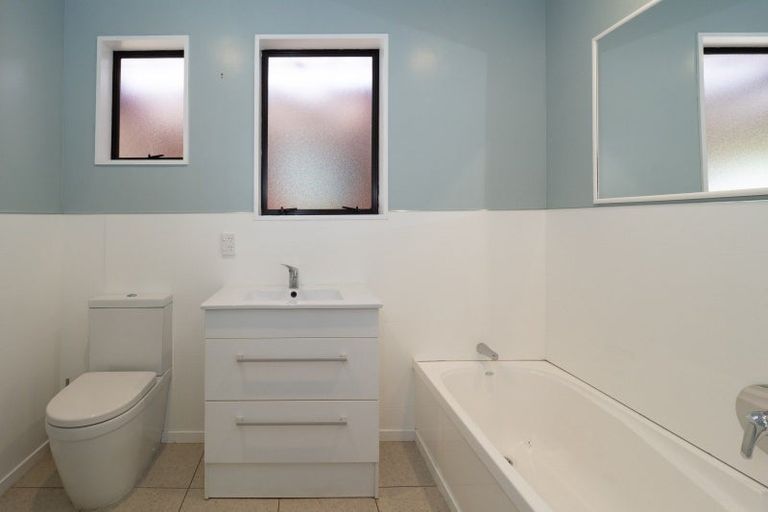 Photo of property in 65 Johnstone Street, Tinwald, Ashburton, 7774