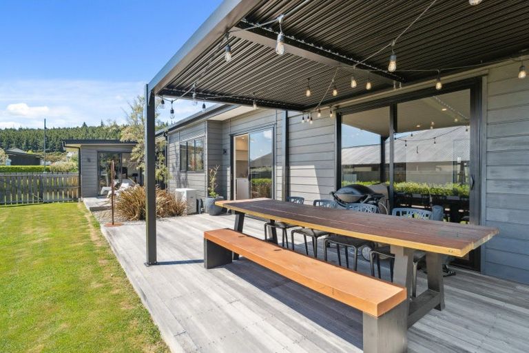 Photo of property in 9 Centre Crescent, Wanaka, 9305