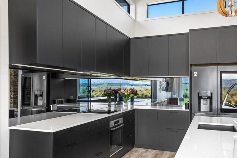 Photo of property in 19 Lilico Lane, Springvale, Alexandra, 9393