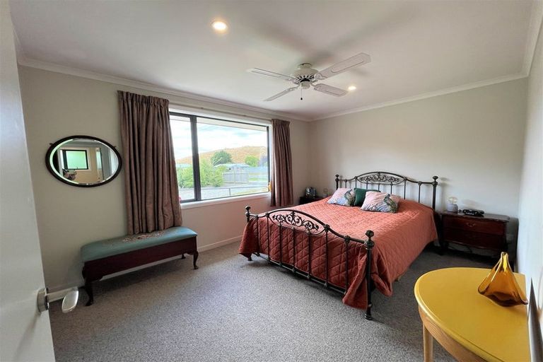 Photo of property in 5 Mill Street, Clinton, 9534