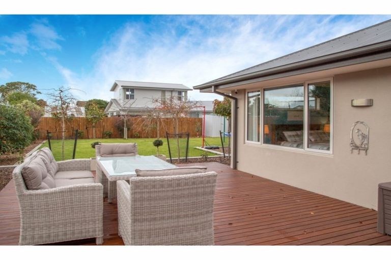 Photo of property in 364 Bower Avenue, North New Brighton, Christchurch, 8083
