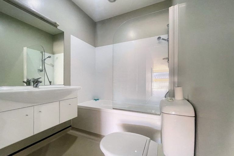 Photo of property in City Lodge, 402/115 Vivian Street, Te Aro, Wellington, 6011