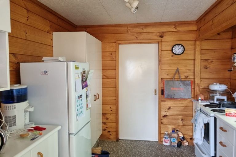 Photo of property in 108a Mana Esplanade, Paremata, Porirua, 5026