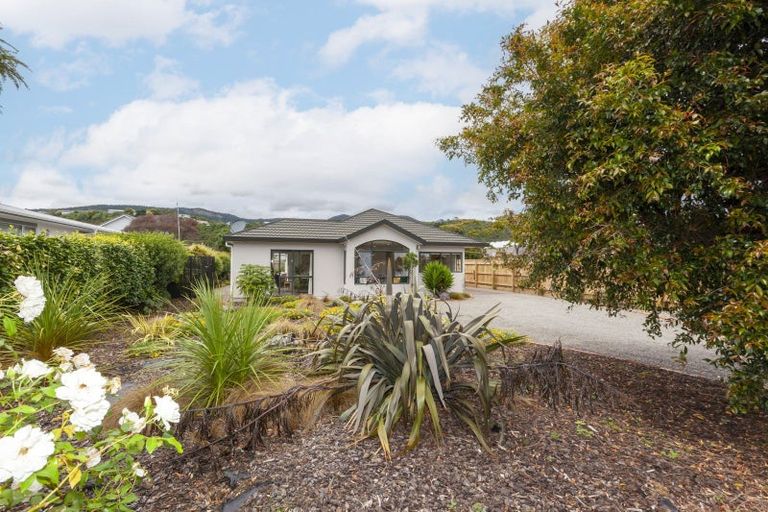 Photo of property in 90 Rimu Road, Raumati Beach, Paraparaumu, 5032