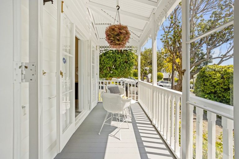 Photo of property in 150 Calliope Road, Stanley Point, Auckland, 0624