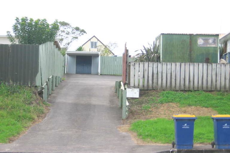 Photo of property in 31b Nandana Drive, Glen Eden, Auckland, 0602