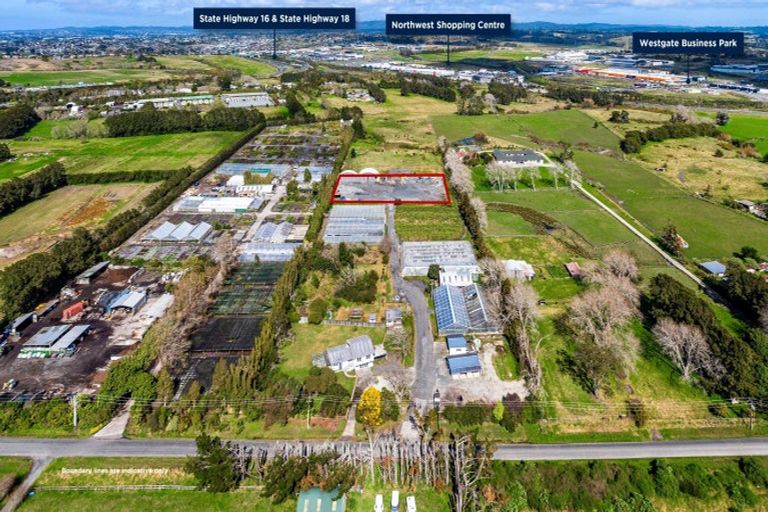 Photo of property in 5 Spedding Road, Whenuapai, Auckland, 0618