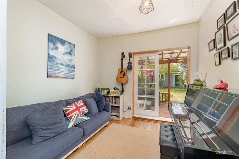 Photo of property in 55 Riddlers Crescent, Petone, Lower Hutt, 5012