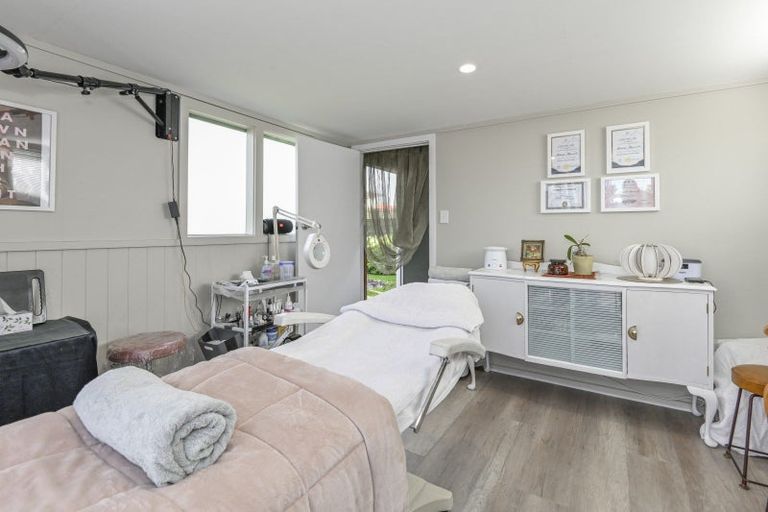 Photo of property in 221 Tudor Avenue, Mayfair, Hastings, 4122