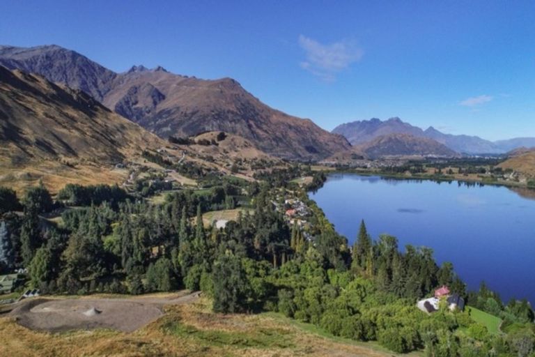 Photo of property in 56 Arrowtown-lake Hayes Road, Lake Hayes, Queenstown, 9371
