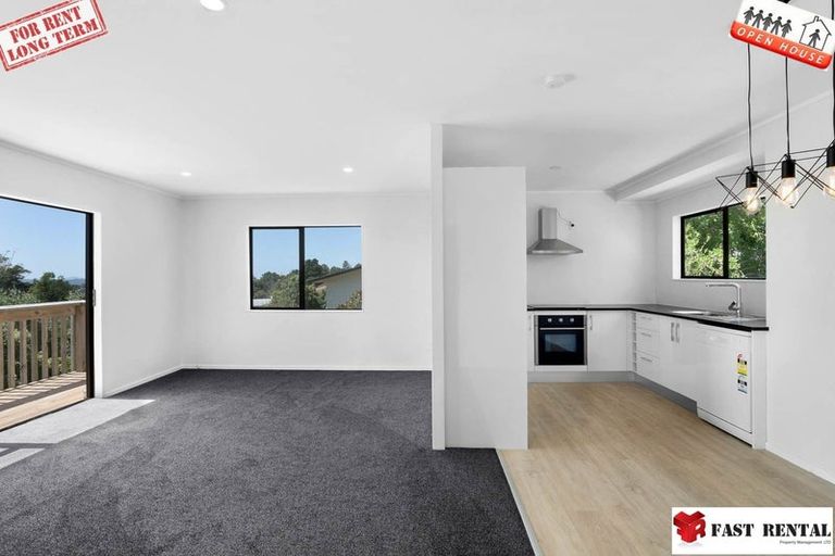 Photo of property in 16 Arde Place, Massey, Auckland, 0614