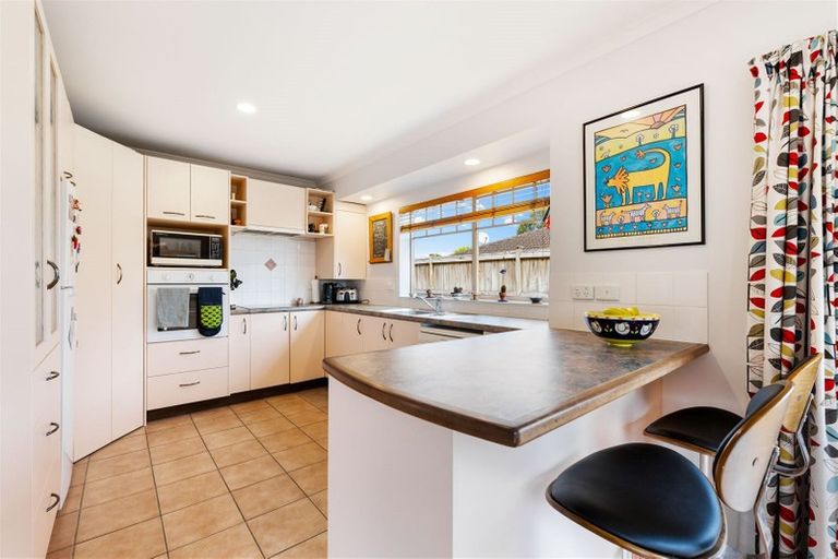 Photo of property in 40 Starlight Cove, Hobsonville, Auckland, 0618