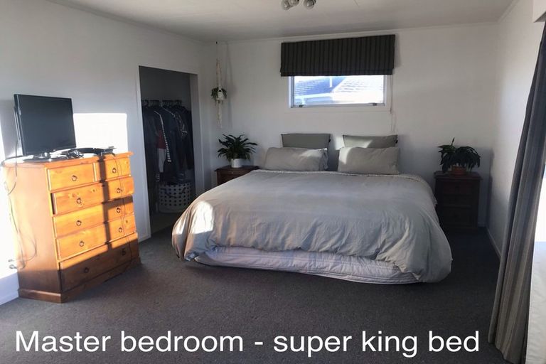 Photo of property in 13 Oturi Road, Waverley, 4510