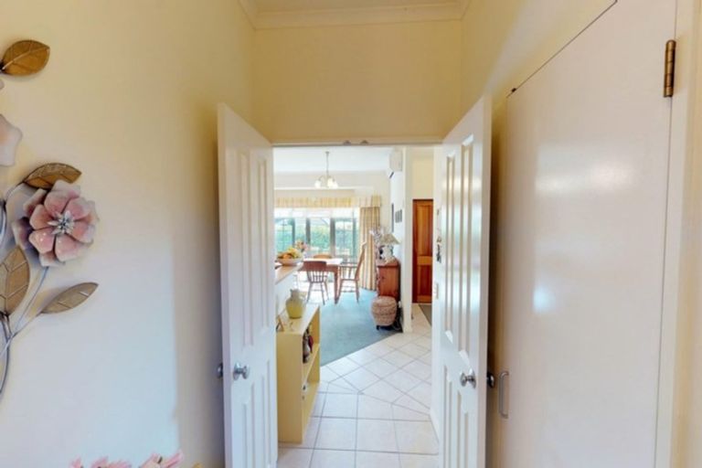 Photo of property in 6 Hillcrest Lane, Levin, 5510