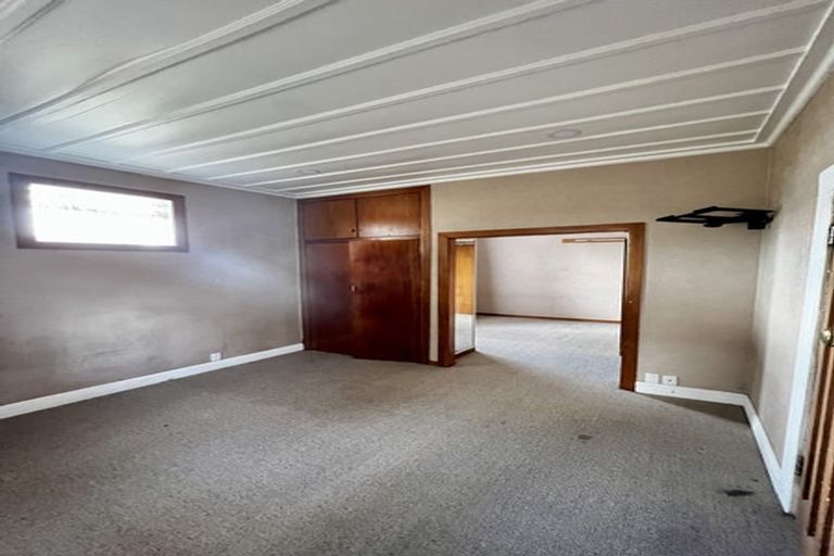 Photo of property in 370 West Coast Road, Glen Eden, Auckland, 0602