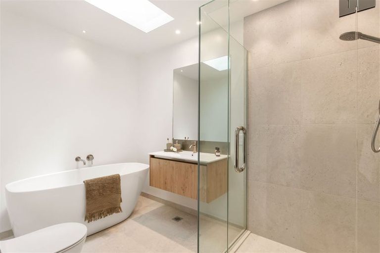 Photo of property in 4/20 Rhodes Street, Merivale, Christchurch, 8014