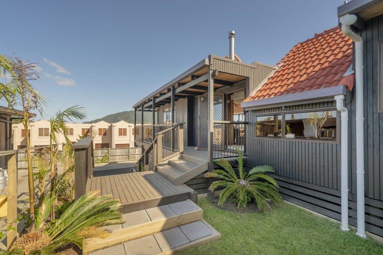 Photo of property in 8 Grey Avenue, Tairua, 3508