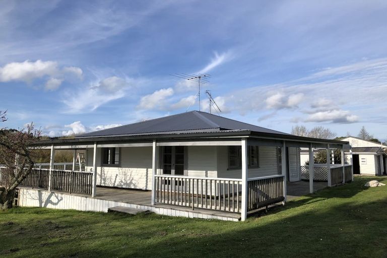 Photo of property in 638 Kahikatea Flat Road, Waitoki, Kaukapakapa, 0871