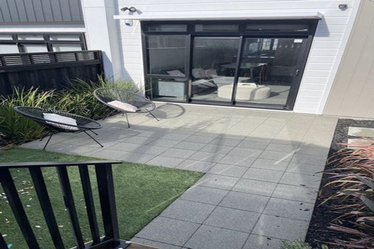 Photo of property in 135 Bonair Crescent, Silverdale, 0932