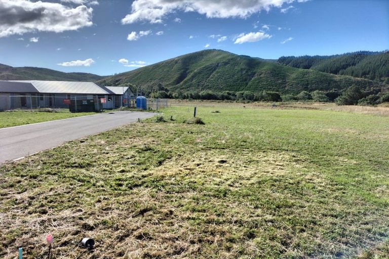 Photo of property in 17 William Dale Place, Wakefield, 7025