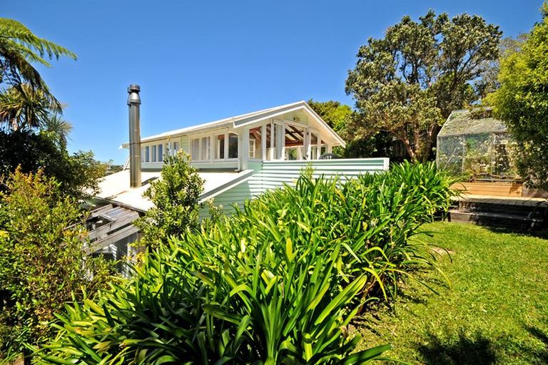 Photo of property in 60 Hatton Street, Karori, Wellington, 6012