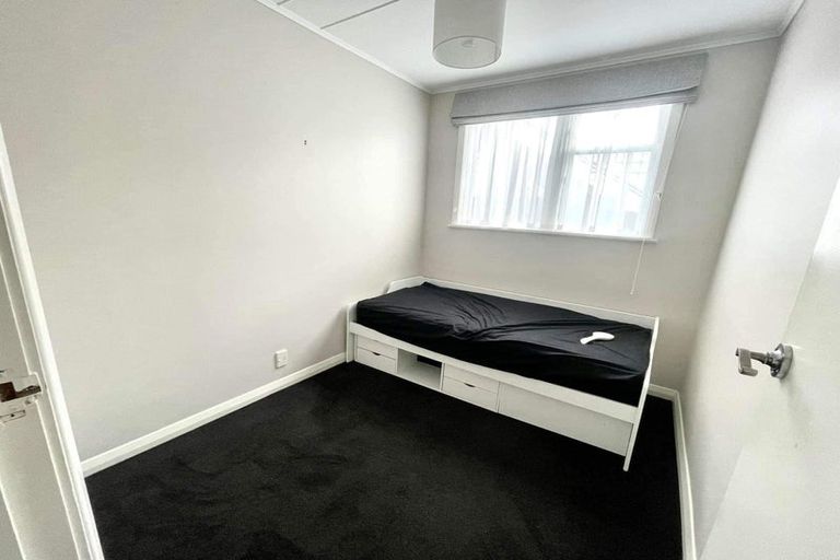 Photo of property in 11 Wilson Street, Newtown, Wellington, 6021