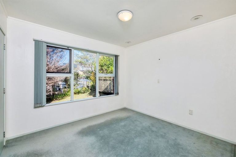 Photo of property in 8 Long Bay Drive, Torbay, Auckland, 0630