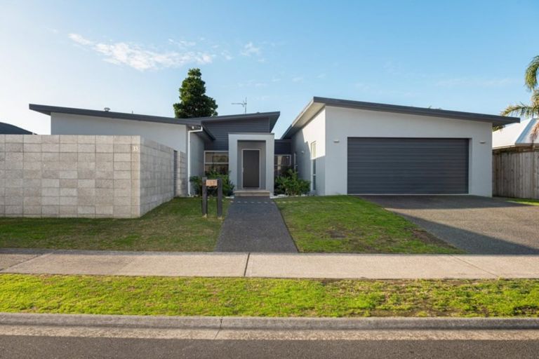 Photo of property in 33 Pompano Key, Papamoa Beach, Papamoa, 3118
