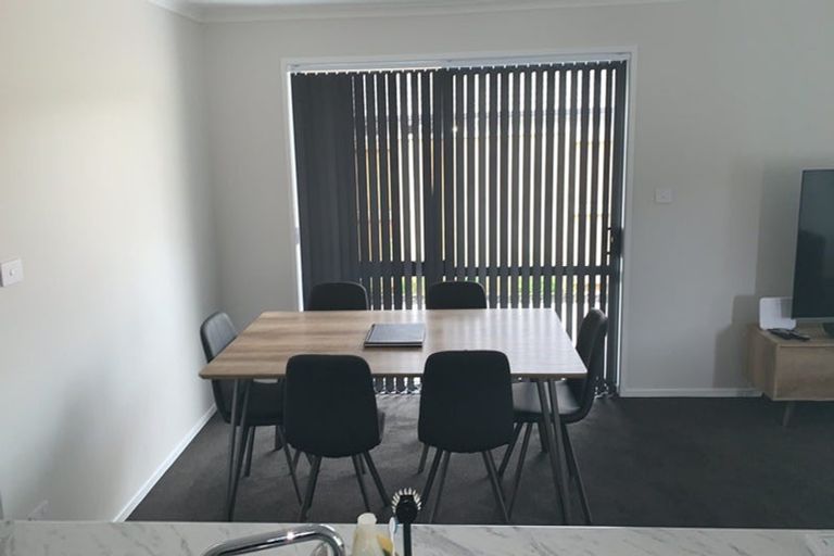 Photo of property in 28 Pakanga Grove, Pyes Pa, Tauranga, 3112
