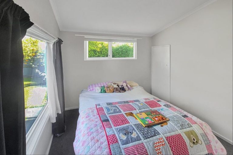 Photo of property in 25 Alamein Crescent, Onekawa, Napier, 4110