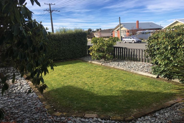 Photo of property in 14 Harris Street, Waimate, 7924