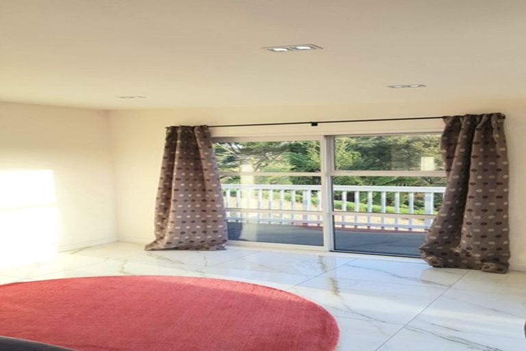 Photo of property in 36e Kewa Road, Albany Heights, Auckland, 0632