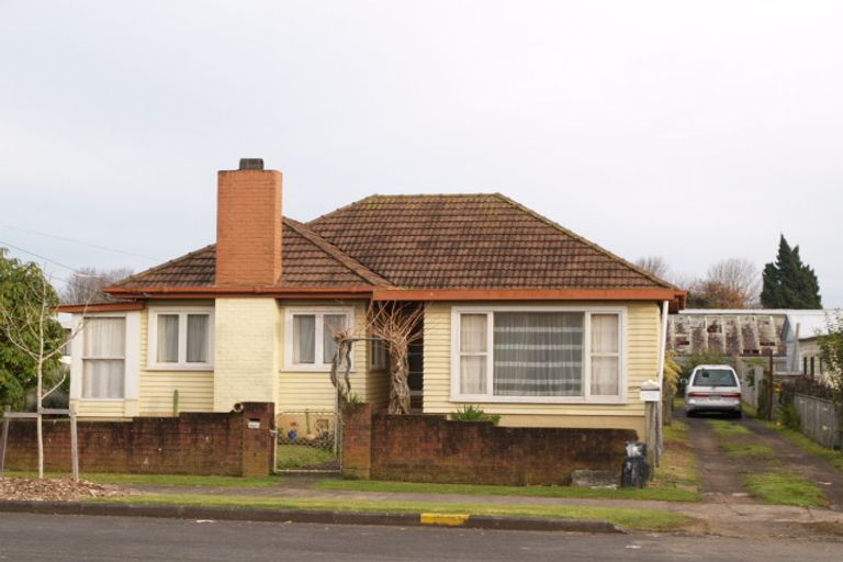Photo of property in 28a Cleek Road, Mangere East, Auckland, 2024