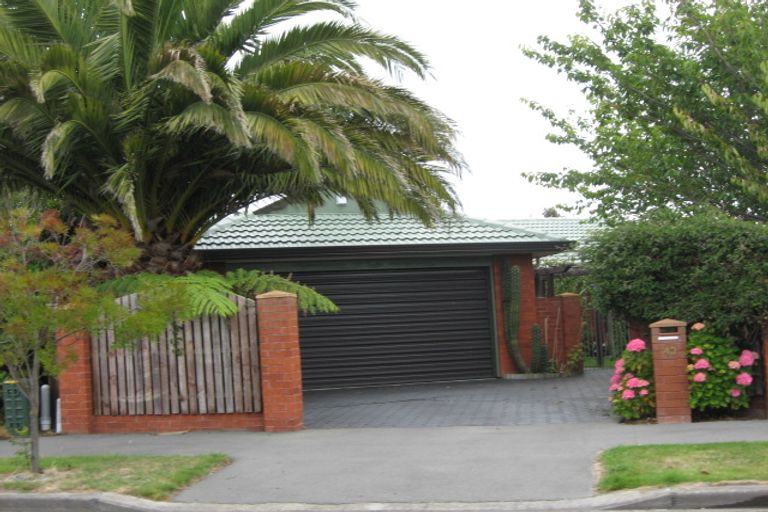 Photo of property in 43 Cowes Street, Avondale, Christchurch, 8061
