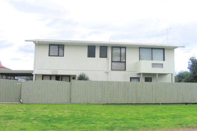 Photo of property in 250 Beverley Terrace, Whangamata, 3620