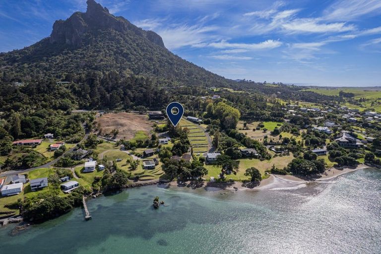 Photo of property in 2262 Whangarei Heads Road, Whangarei Heads, 0174