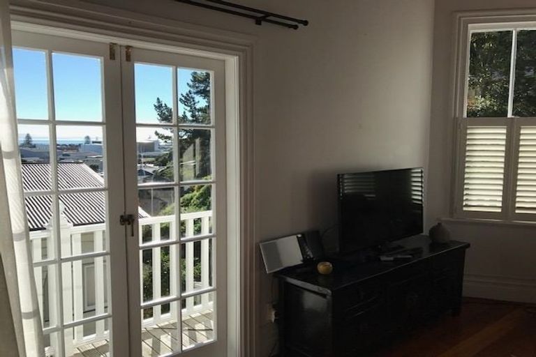 Photo of property in 13 Goldsmith Road, Hospital Hill, Napier, 4110